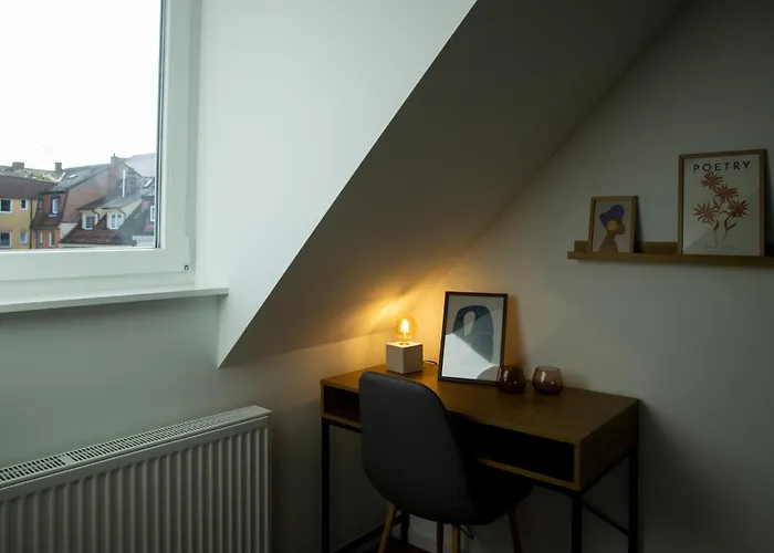 Bm Innenstadt - Moderne Mit Eigenem Bad Im Herzen Der Innenstadt בית הארחה
